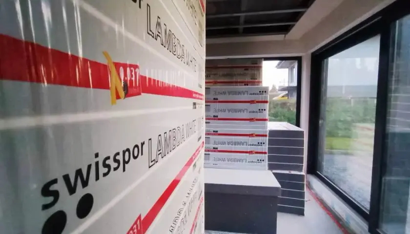 Jak przykleić styropian do ściany - uniknij najczęstszych błędów