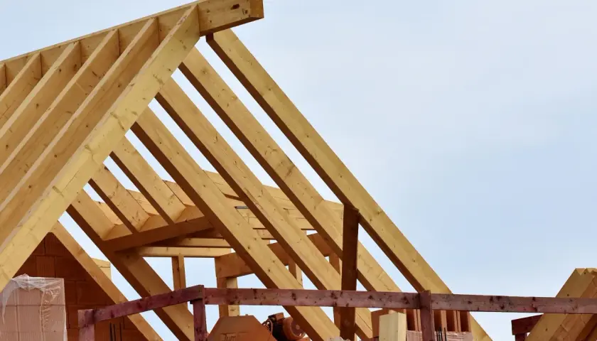Ile m3 więźby na dach 200m2 - uniknij kosztownych błędów w obliczeniach