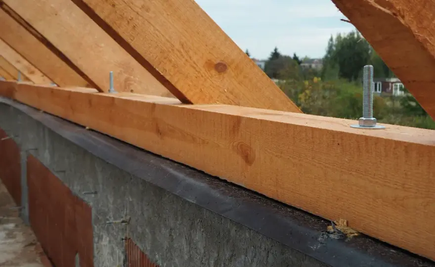 Murłata - klucz do stabilnego dachu? Poznaj jej sekrety!