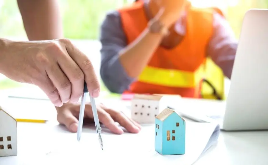 Ile kosztuje budowa domu 130m2? Poznaj ukryte koszty i standardy wykończenia
